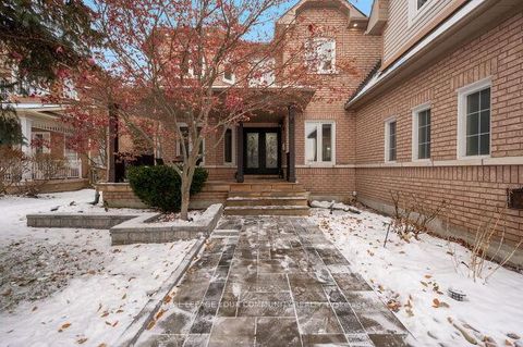 Photo 3 at 785 Quantra Crescent, Wyndham, Newmarket