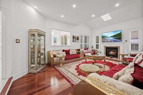 Photo 16 at 785 Quantra Crescent, Wyndham, Newmarket