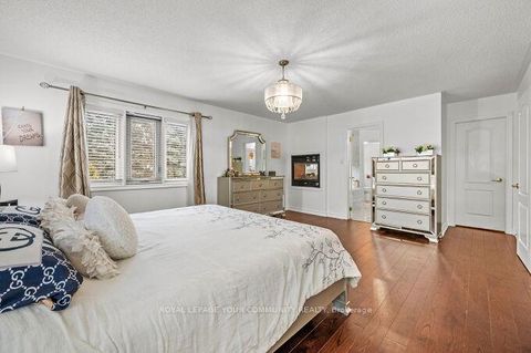 Photo 27 at 785 Quantra Crescent, Wyndham, Newmarket