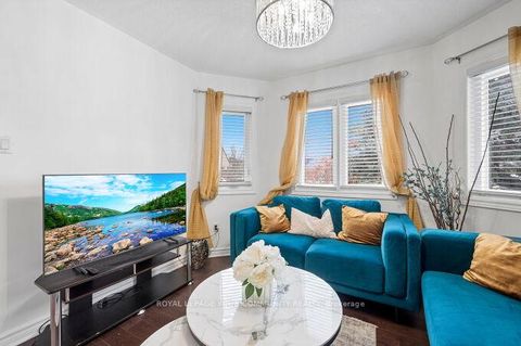 Photo 36 at 785 Quantra Crescent, Wyndham, Newmarket