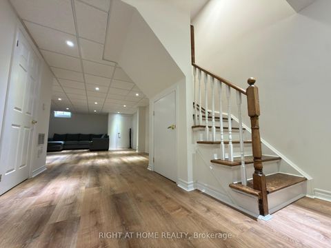 Photo 1 at 3 Bellagio Crescent, Patterson, Vaughan