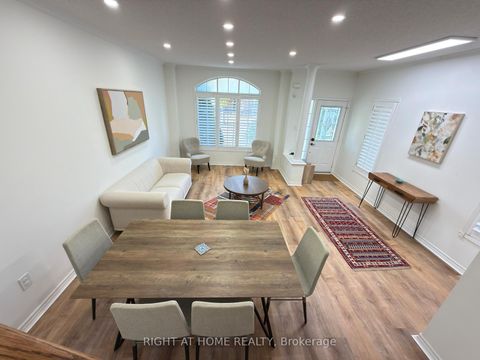 Photo 5 at 3 Bellagio Crescent, Patterson, Vaughan