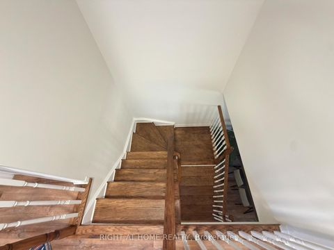 Photo 16 at 3 Bellagio Crescent, Patterson, Vaughan