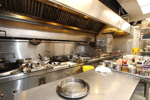 Photo 10 at 1R6 - 4675 Steeles Avenue E, Milliken, Toronto