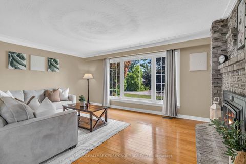 Photo 11 at 8 Rushton Road, Historic Lakeshore Communities, Georgina