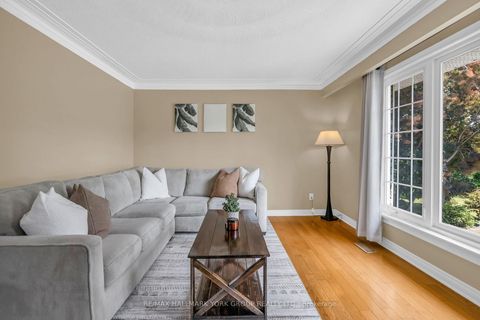 Photo 13 at 8 Rushton Road, Historic Lakeshore Communities, Georgina