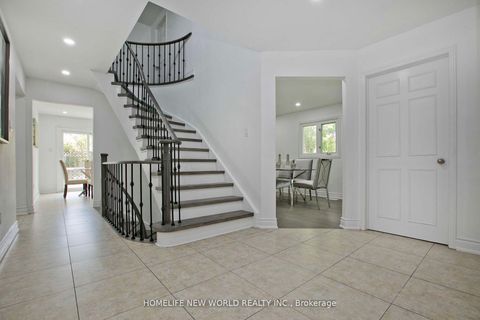 Photo 4 at 94 Weldrick Road E, Harding, Richmond Hill