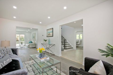 Photo 8 at 94 Weldrick Road E, Harding, Richmond Hill