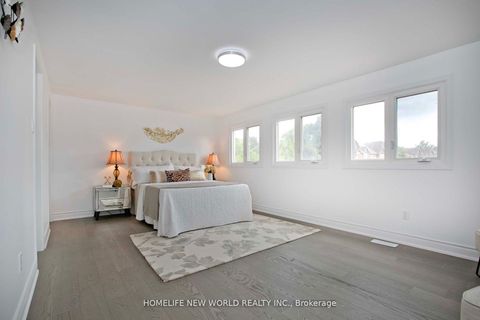 Photo 21 at 94 Weldrick Road E, Harding, Richmond Hill