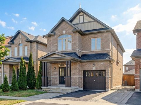 Photo 2 at 126 Killington Avenue, Kleinburg, Vaughan