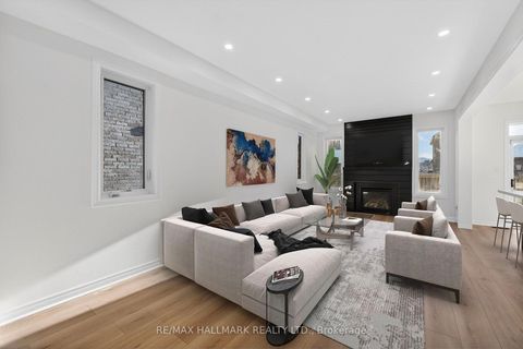 Photo 5 at 126 Killington Avenue, Kleinburg, Vaughan