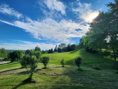 Photo 2 at 3 Mandalane Drive, Schomberg, King