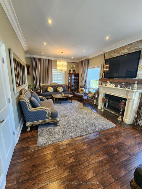 Photo 12 at 3 Mandalane Drive, Schomberg, King