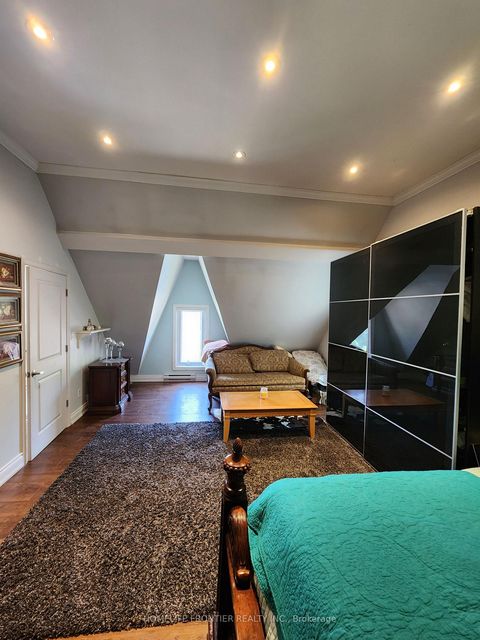 Photo 19 at 3 Mandalane Drive, Schomberg, King