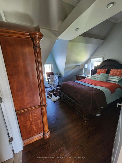 Photo 22 at 3 Mandalane Drive, Schomberg, King