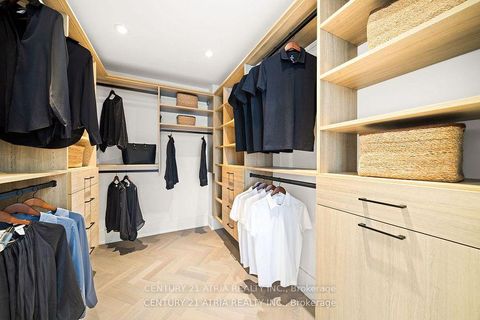 Photo 36 at 810 - 455 Wellington Street W, Waterfront Communities C1, Toronto