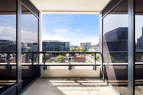 Photo 43 at 810 - 455 Wellington Street W, Waterfront Communities C1, Toronto