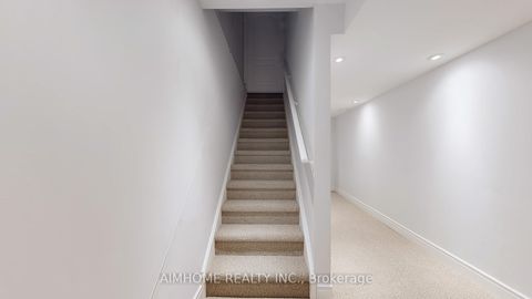 Photo 39 at 18 Bristlewood Crescent, Patterson, Vaughan