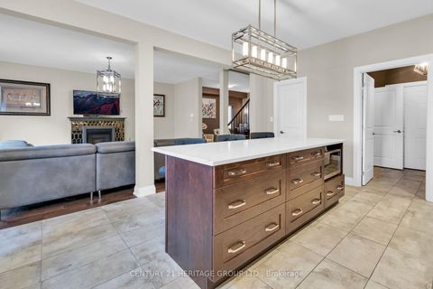 Photo 13 at 13 Mabern Street, Holly, Barrie