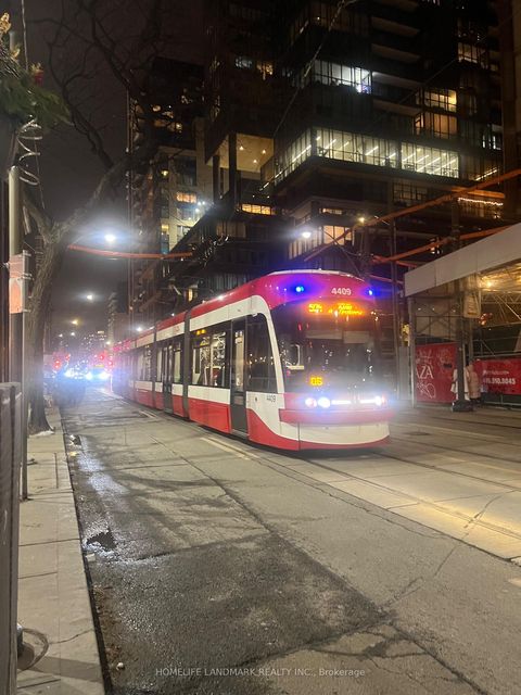 Photo 2 at 1109 - 375 King Street W, Waterfront Communities C1, Toronto