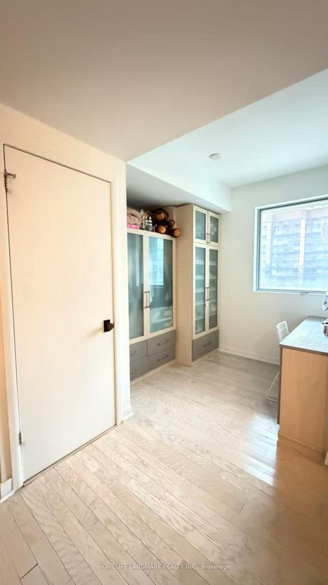 Photo 14 at 1109 - 375 King Street W, Waterfront Communities C1, Toronto