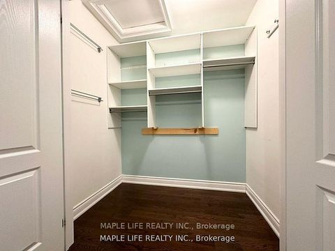 Photo 20 at 5 Hayes Lane, Willowdale East, Toronto