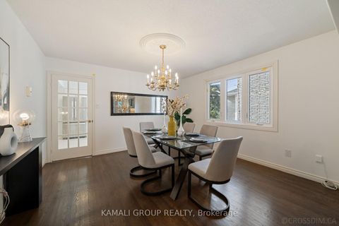 Photo 8 at 287 Dunview Avenue, Willowdale East, Toronto