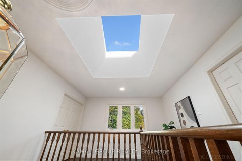 Photo 21 at 287 Dunview Avenue, Willowdale East, Toronto