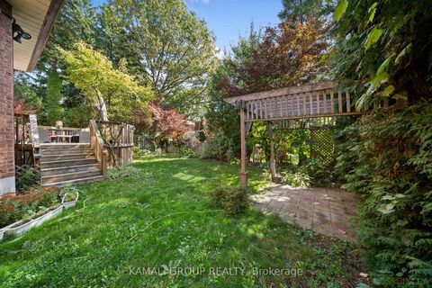 Photo 40 at 287 Dunview Avenue, Willowdale East, Toronto