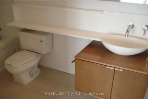 Photo 2 at 2808 - 15 Fort York Boulevard, Waterfront Communities C1, Toronto