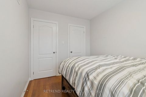 Photo 31 at 6 Summit Drive, Vellore Village, Vaughan