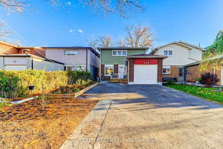 Photo 2 at 125 Littleleaf Drive, Malvern, Toronto