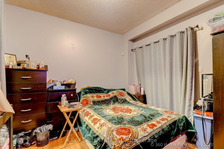 Photo 15 at 125 Littleleaf Drive, Malvern, Toronto