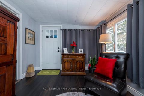 Photo 11 at 10 South Boulevard, Rural Innisfil, Innisfil