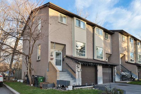 Photo 2 at 255 - 55 Collinsgrove Road, West Hill, Toronto