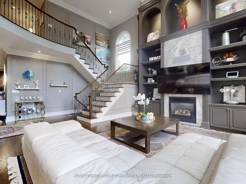 Photo 10 at 5 Trilogy Court, South Richvale, Richmond Hill