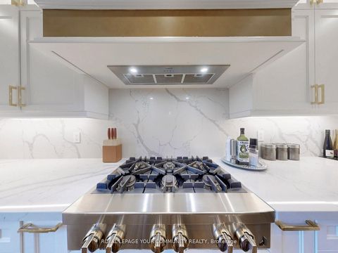 Photo 12 at 5 Trilogy Court, South Richvale, Richmond Hill