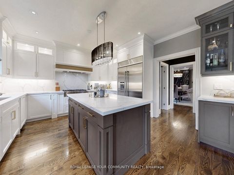 Photo 14 at 5 Trilogy Court, South Richvale, Richmond Hill