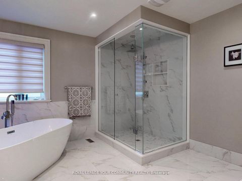 Photo 30 at 5 Trilogy Court, South Richvale, Richmond Hill