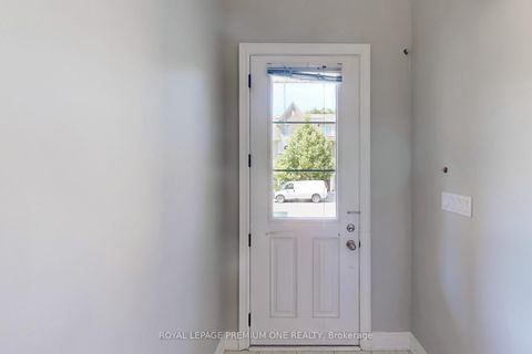 Photo 23 at 71 Dryden Way N, Richview, Toronto