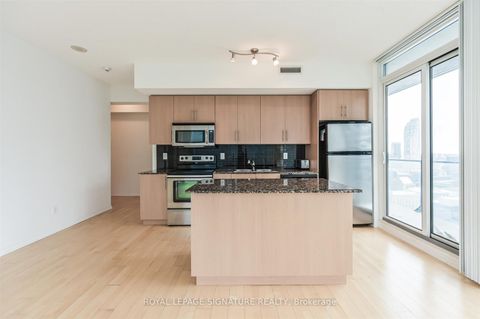 Photo 5 at 3007 - 55 Bremner Boulevard, Waterfront Communities C1, Toronto