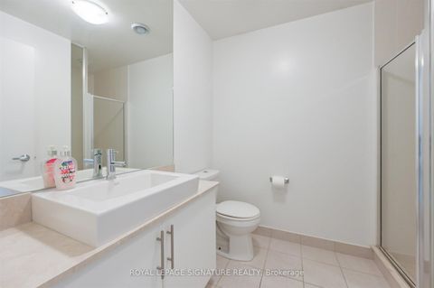 Photo 12 at 3007 - 55 Bremner Boulevard, Waterfront Communities C1, Toronto