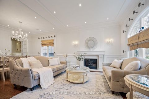 Photo 1 at 26 Danville Drive, Windfields, Toronto