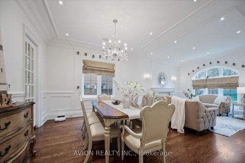 Photo 4 at 26 Danville Drive, Windfields, Toronto