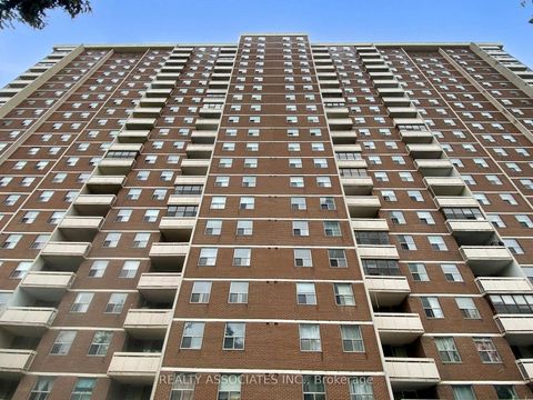 Photo 2 at 1704 - 205 Hilda Avenue, Newtonbrook West, Toronto