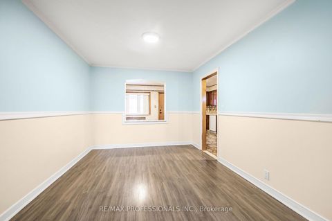 Photo 8 at 560 Atlas Avenue, Oakwood Village, Toronto