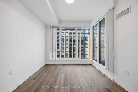 Photo 22 at 525 - 99 Eagle Rock Way, Rural Vaughan, Vaughan