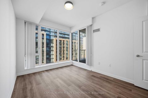 Photo 23 at 525 - 99 Eagle Rock Way, Rural Vaughan, Vaughan