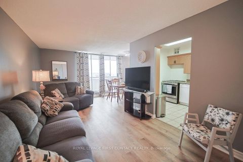 Photo 9 at 808 - 20 William Roe Boulevard, Central Newmarket, Newmarket