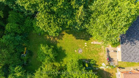 Photo 9 at 22 Hopecrest Crescent, Kennedy Park, Toronto